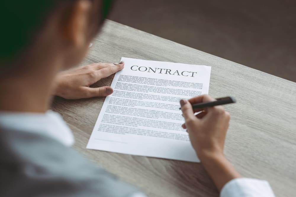 Contrato laboral de una empresa en Panamá